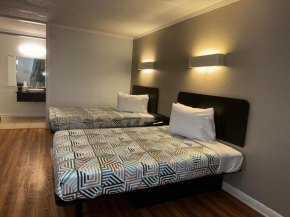 Motel 6-Tifton, GA